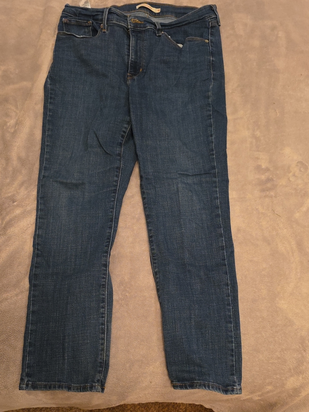Womens Levi Jean Size 10